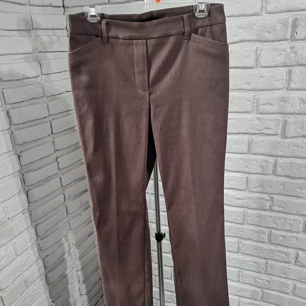 Reitmans The Iconic Ladies Size 8 Petite Pull On Style Rose Straight Leg Pants